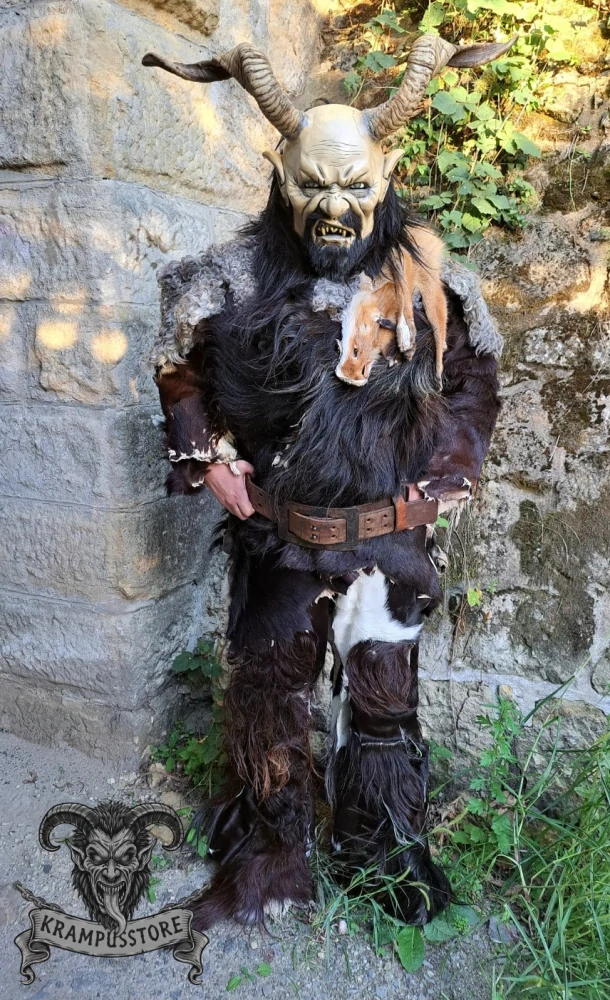 Krampus kostým