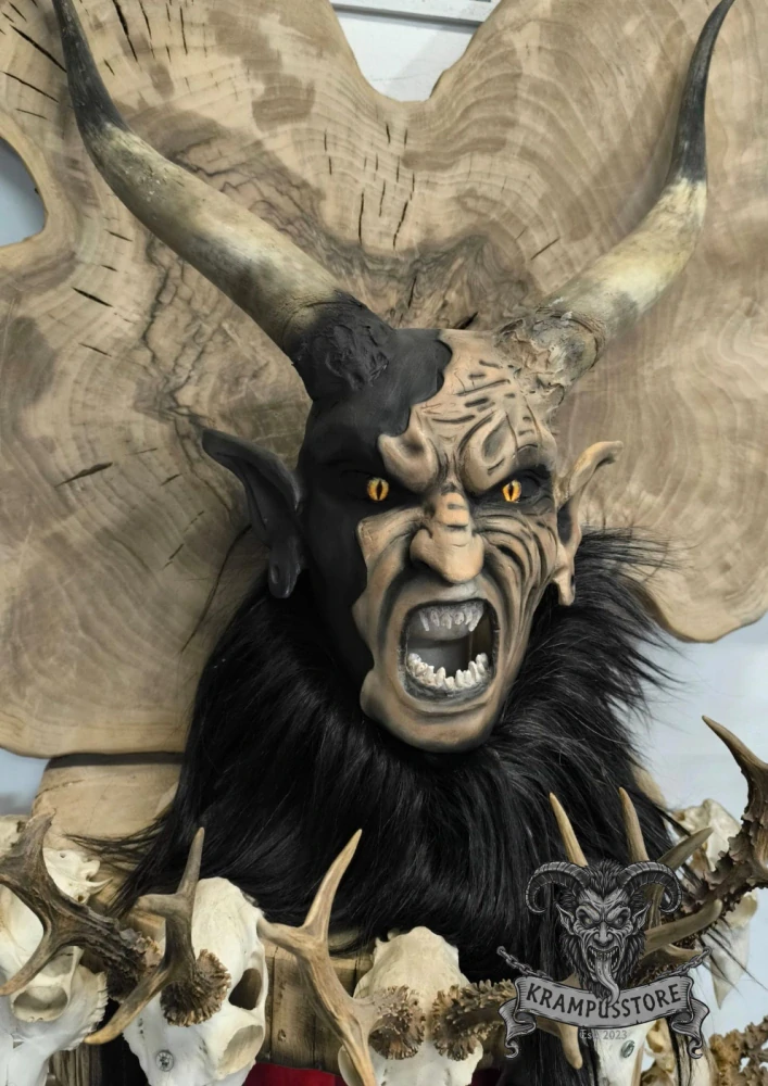 Krampus maska