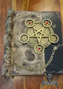 Kniha s pentagramem