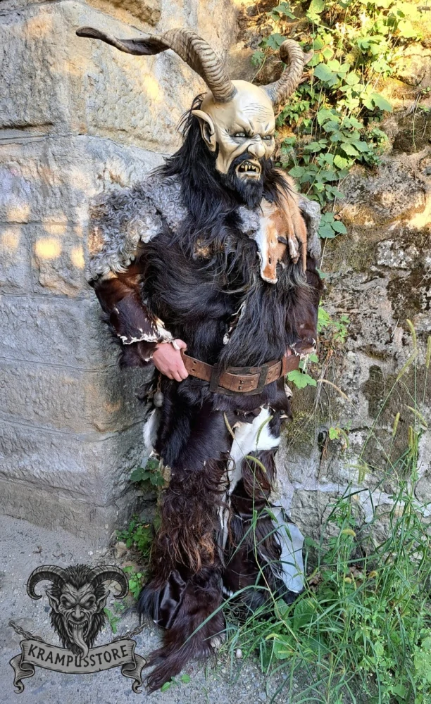 Krampus kostým