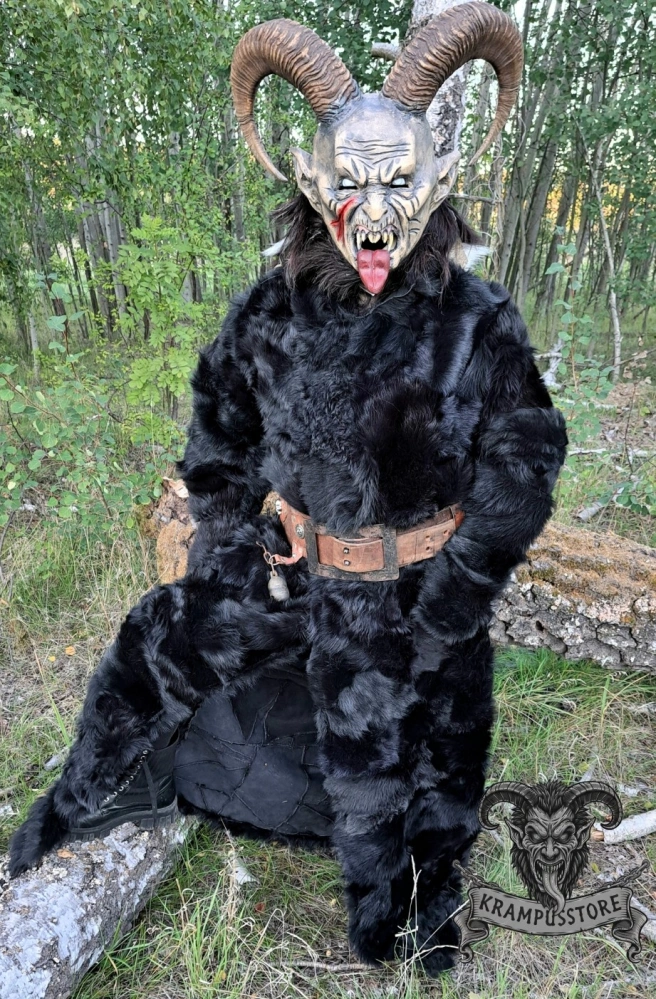 Krampus kabát