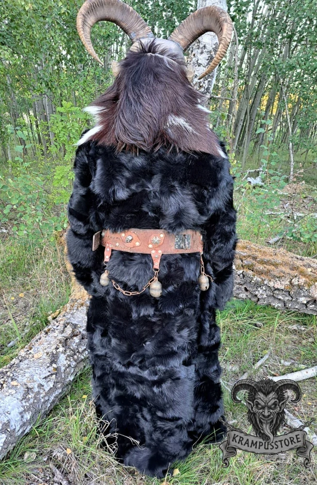 Krampus kabát