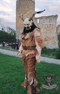 Krampus kostým